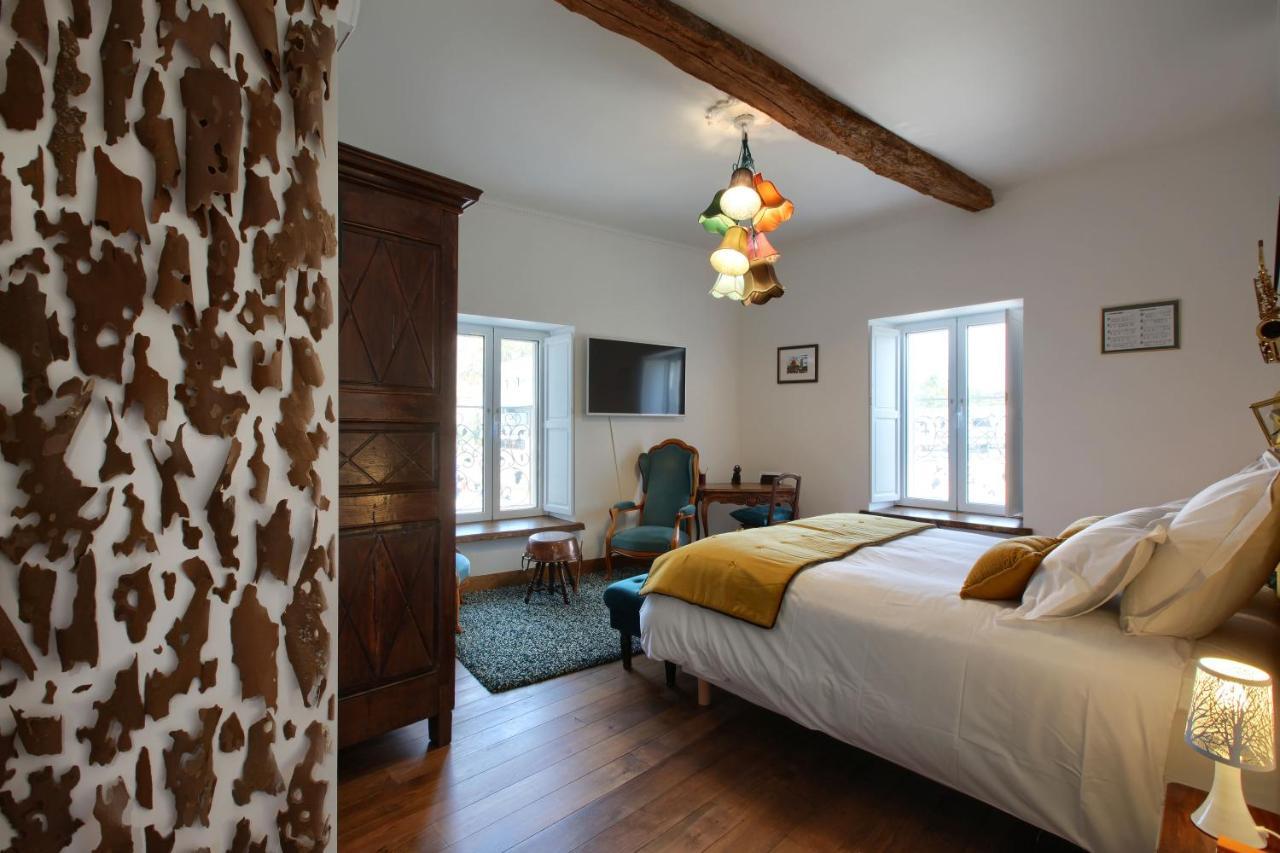 플로이락 Domaine De Garat B&B 외부 사진