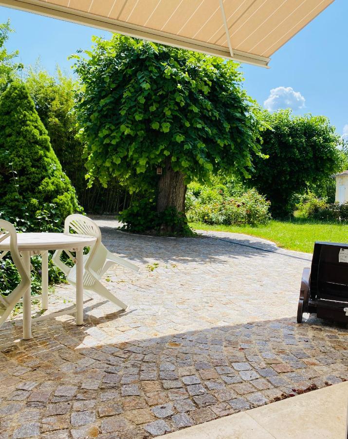 플로이락 Domaine De Garat B&B 외부 사진
